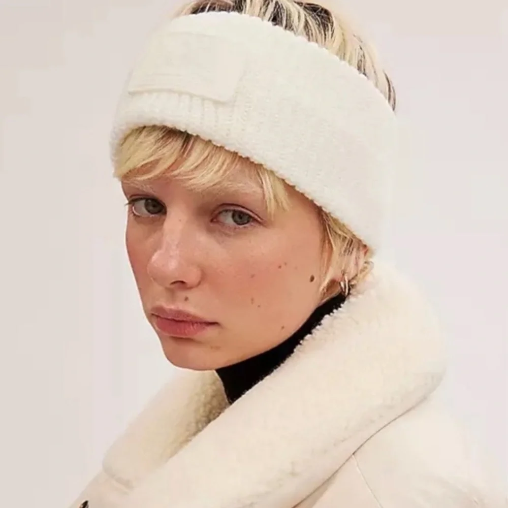 Authentic Coach Knit Headband Warmer $55 Retail. New with tags